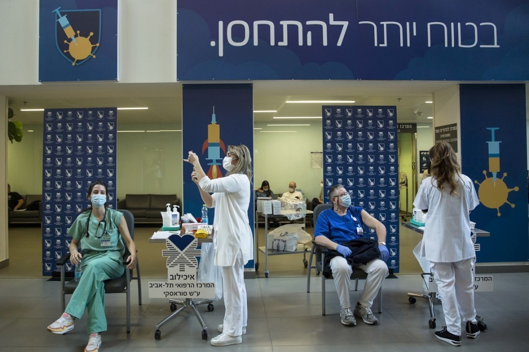 массовая вакцинация в израиле