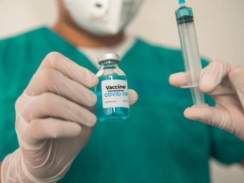 вакцина против коронавируса в Израиле